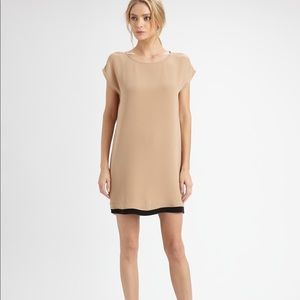 Joie 100% silk shift dress in camel and cream